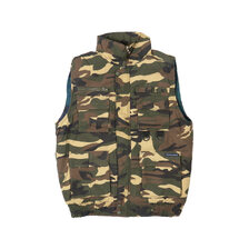 RENEGADE sportswear Multiple Pocket Water Resistant Poplin Shell Polar Fleece Lined Padded Utility Vest Camouflage Woodland画像