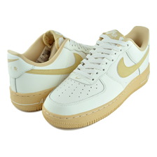NIKE WMNS AIR FORCE 1 07 sail/sesame-vintage green FZ3597-133画像