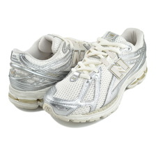 new balance U1906RRG SILVER画像