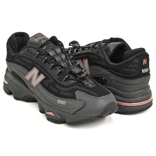 new balance U100010A BLACK METALLIC / RED ROCK画像