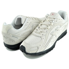 new balance U204L8OV LINEN SHADOWRED BLACK画像