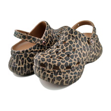 crocs BAE ANIMAL CLOG SEPIA 211624-2LD画像