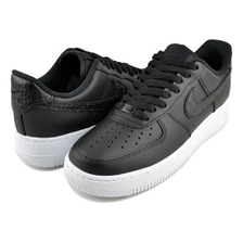 NIKE WMNS AIR FORCE 1 07 SE blk/blk-neutral grey-wht IO4837-001画像