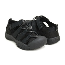KEEN YOUTH NEWPORT H2 TRIPLE BLACK 1032145画像