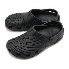 crocs Classic Erosion Clog Black 213440-001画像