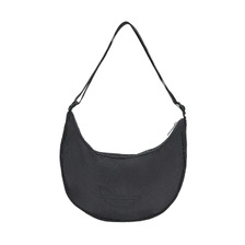adidas EVERYDAY ICONS HALF CRESCENT HANDBAG BLACK KR9048画像