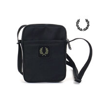 FRED PERRY Crinkle Nylon Small Side L3341画像