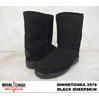MINNETONKA SHORT PUG BOOT #3579 BLACK SHEEPSKIN画像