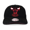 Mitchell & Ness CHICAGO BULLS FELT LOGO SLOUCH SNAPBACK BLACK LVMNCHB301画像