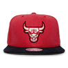 Mitchell & Ness CHICAGO BULLS SANDY OFF WHITE SNAPBACK REDxBLACK LVMNCHB314画像