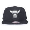 Mitchell & Ness CHICAGO BULLS スナップバックキャップ BLACK CNFMNCHB311画像