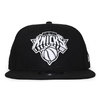 NEW ERA NEW YORK KNICKS SNAPBACK BLACKxWHITE FFNE2735232画像