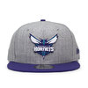 NEW ERA CHARLOTTE HORNETS SNAPBACK HEATHER GREY/PURPLE NRNE70353675画像