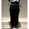 INTERIM DRY WOOL "OMI-ZARASHI" WITH LEATHER PIPING 1-TUCK WIDE TAPERED MILITARY TROUSERS IT26A079画像